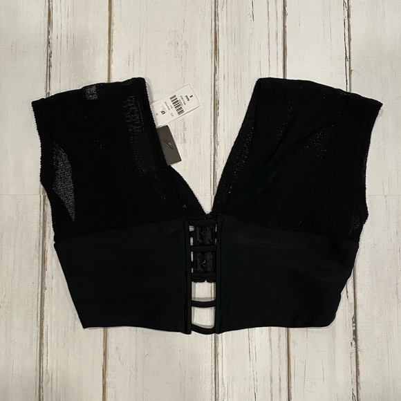 NWT LF crop top - Picture 12 of 13